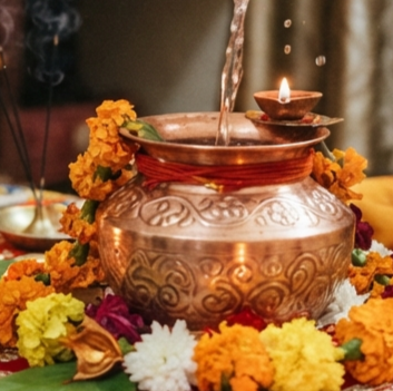Ganga Jal Offering